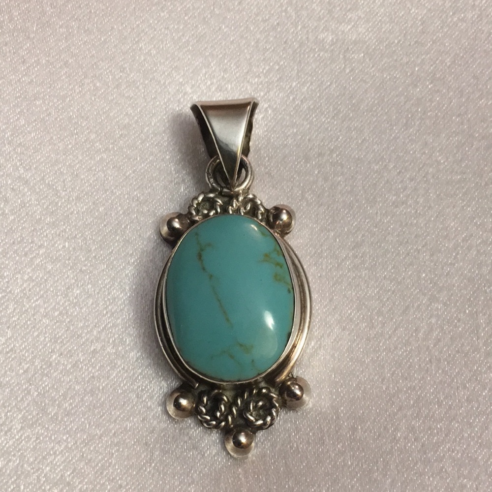 Gorgeous Mexican turquoise pendant -925 sterling!